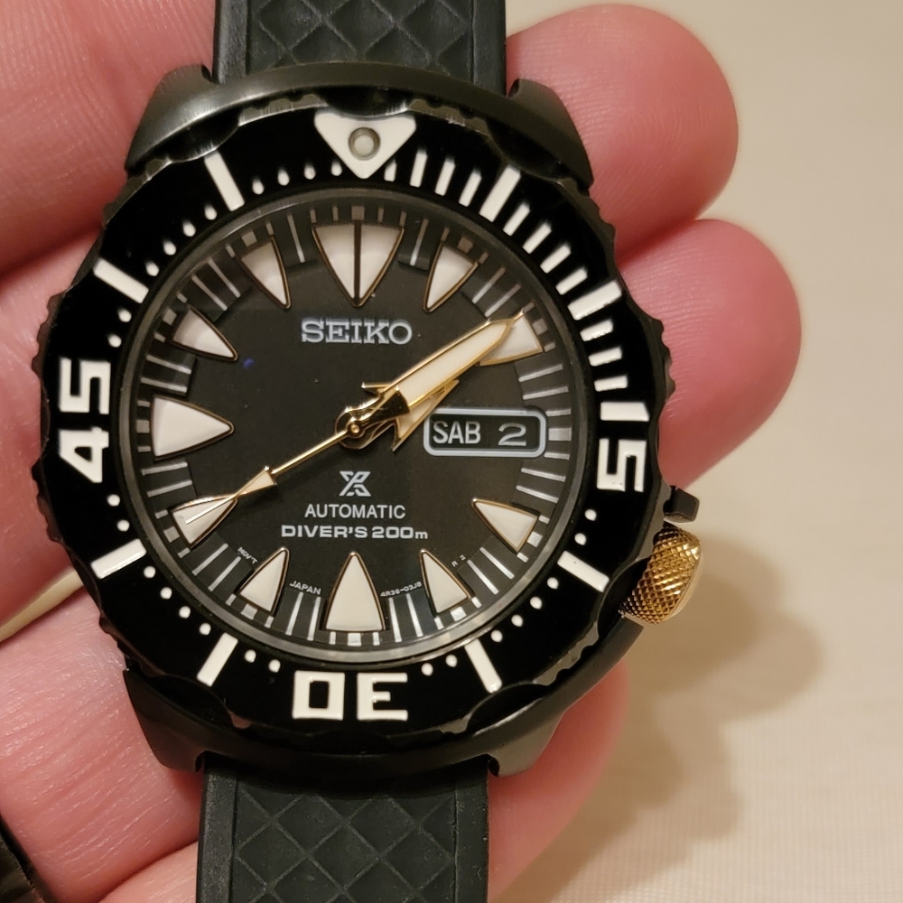 Seiko Black Ion Monster SRP583